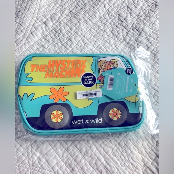 Scooby Doo Limited PR Box 15 pcs Eyeshadow Lip balm, Blush, Brushes, Eyeliner - Picture 12 of 12